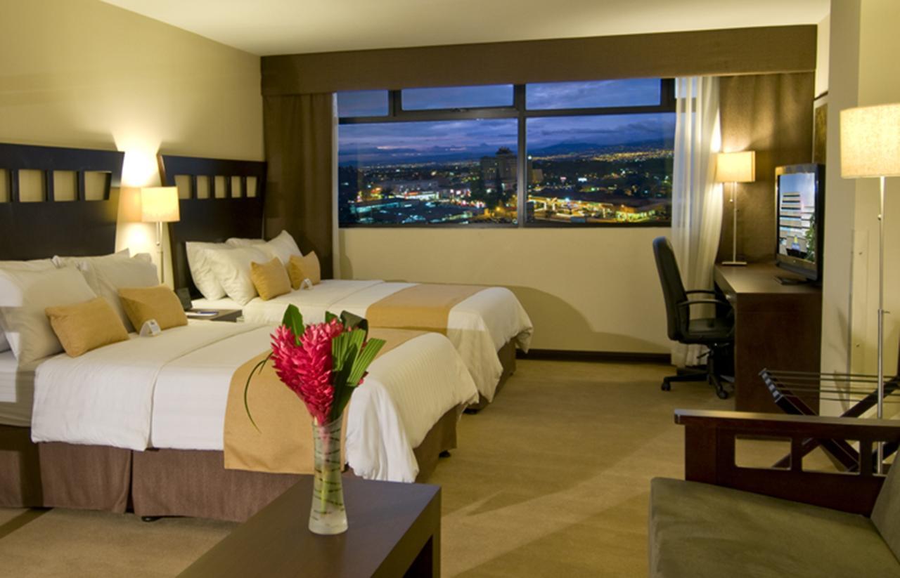 Tryp By Wyndham San Jose Sabana Hotel Bilik gambar